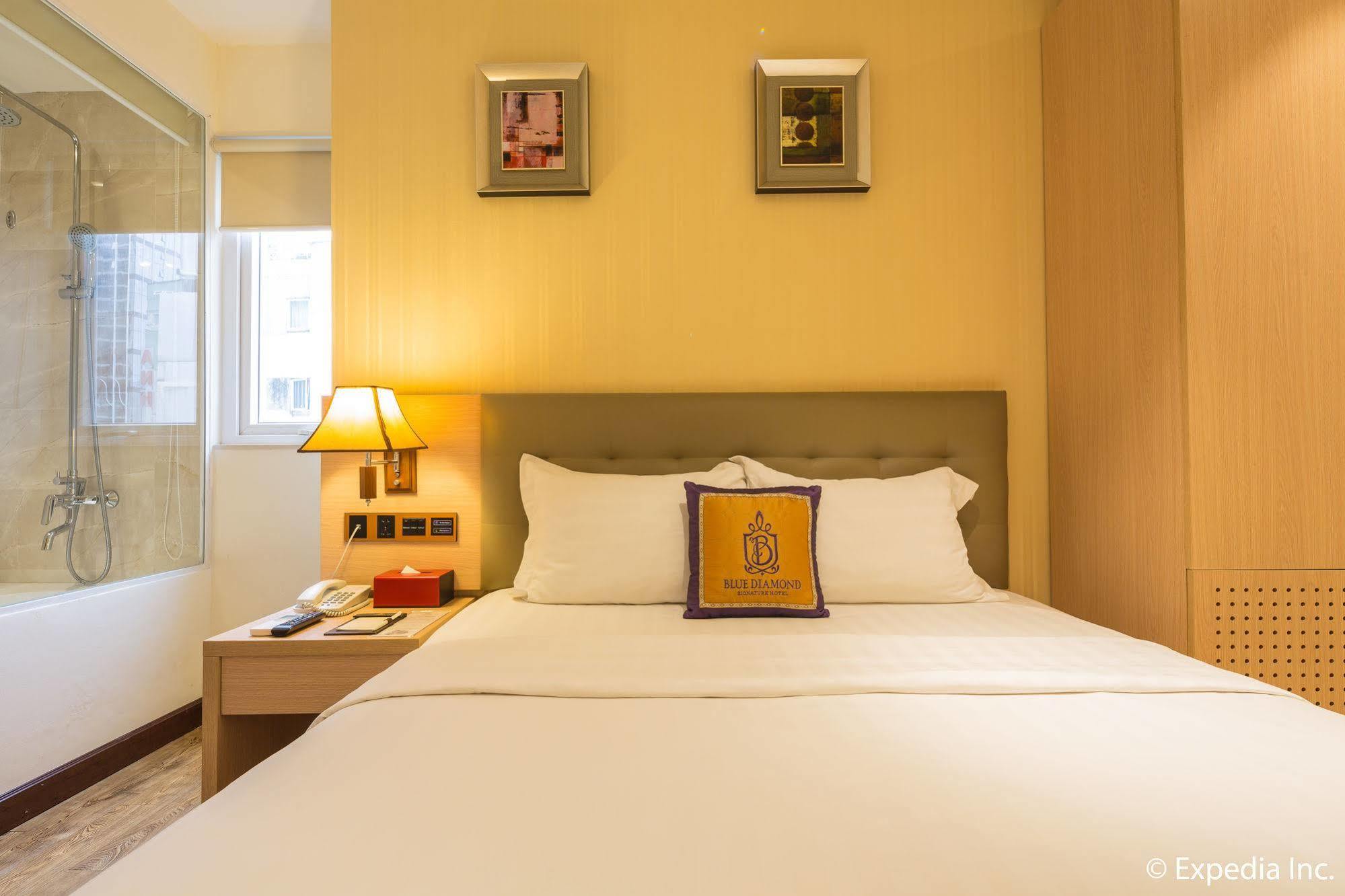 Sky Gem Hotel Sora Хошимин Экстерьер фото
